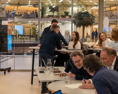 Ecommerce Digital Transformation Guide 2025 | SRH Haarlem University of Applied Sciences